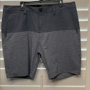 Size 40 Volcom shorts
